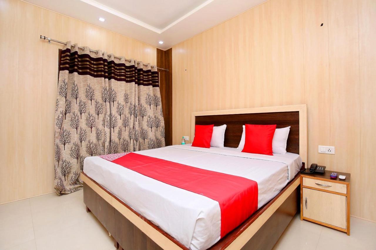 Oyo Flagship Armaan Resort Shāhpur Екстериор снимка