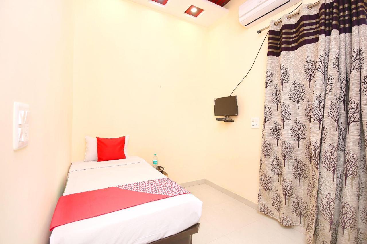Oyo Flagship Armaan Resort Shāhpur Екстериор снимка